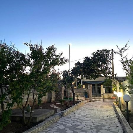 Casa Vacanze Linuccio Casalabate Exterior photo