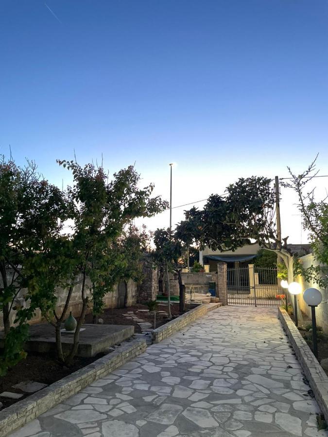 Casa Vacanze Linuccio Casalabate Exterior photo